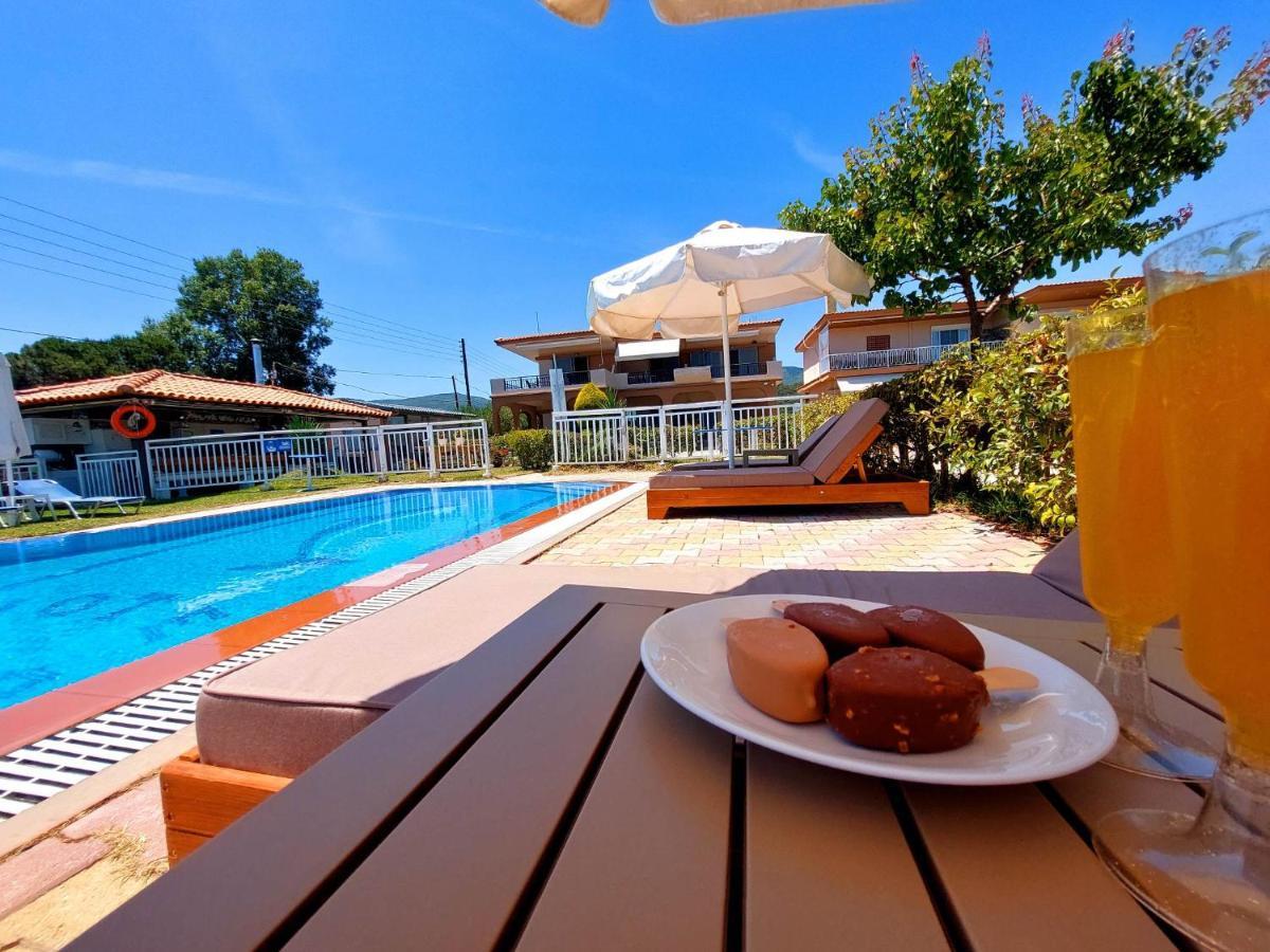 الشقق الفندقية سارتيفي  House Michalis المظهر الخارجي الصورة